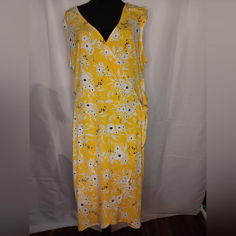 Banana Republic 🦋 yellow wrap dress L